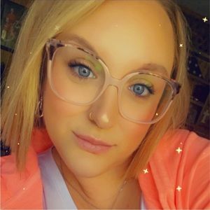 Meet your Posher, Haleigh